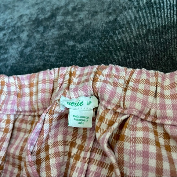 Aerie Class Act Pleated Skirt - Picture 4 of 12